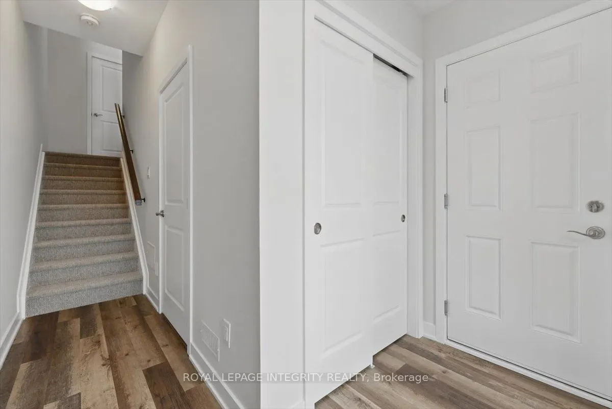 541 LOURMARIN Private