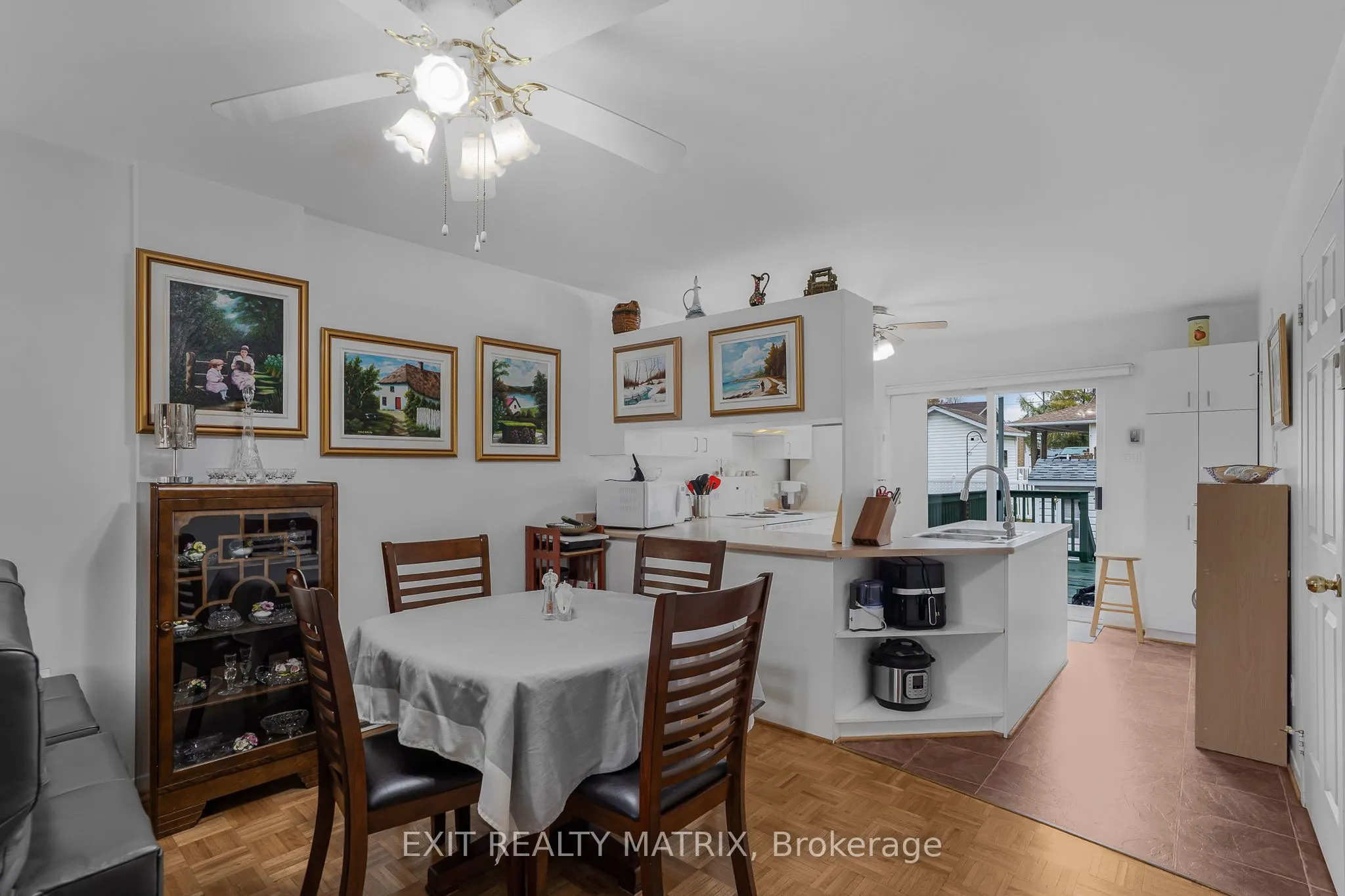 733 Spence Avenue