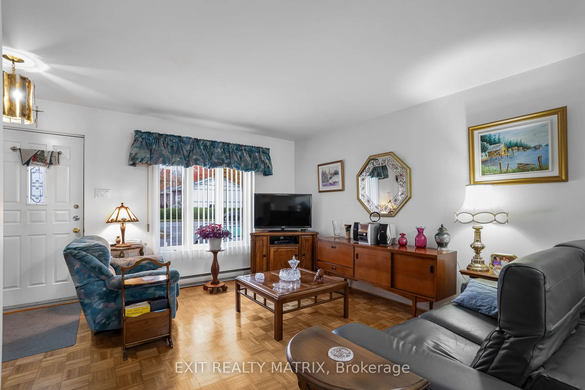 733 Spence Avenue