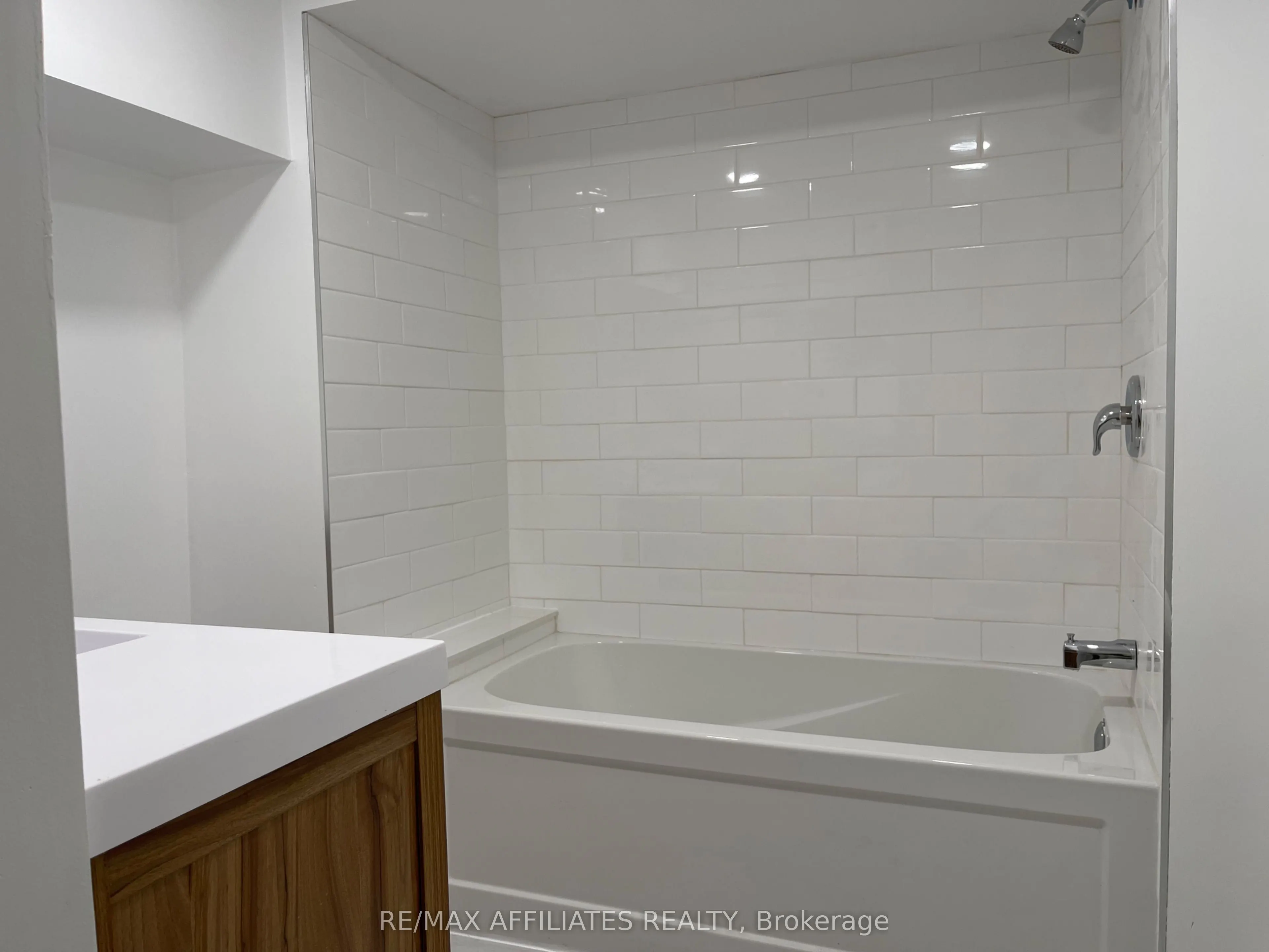 2145 Westbourne Avenue, #B