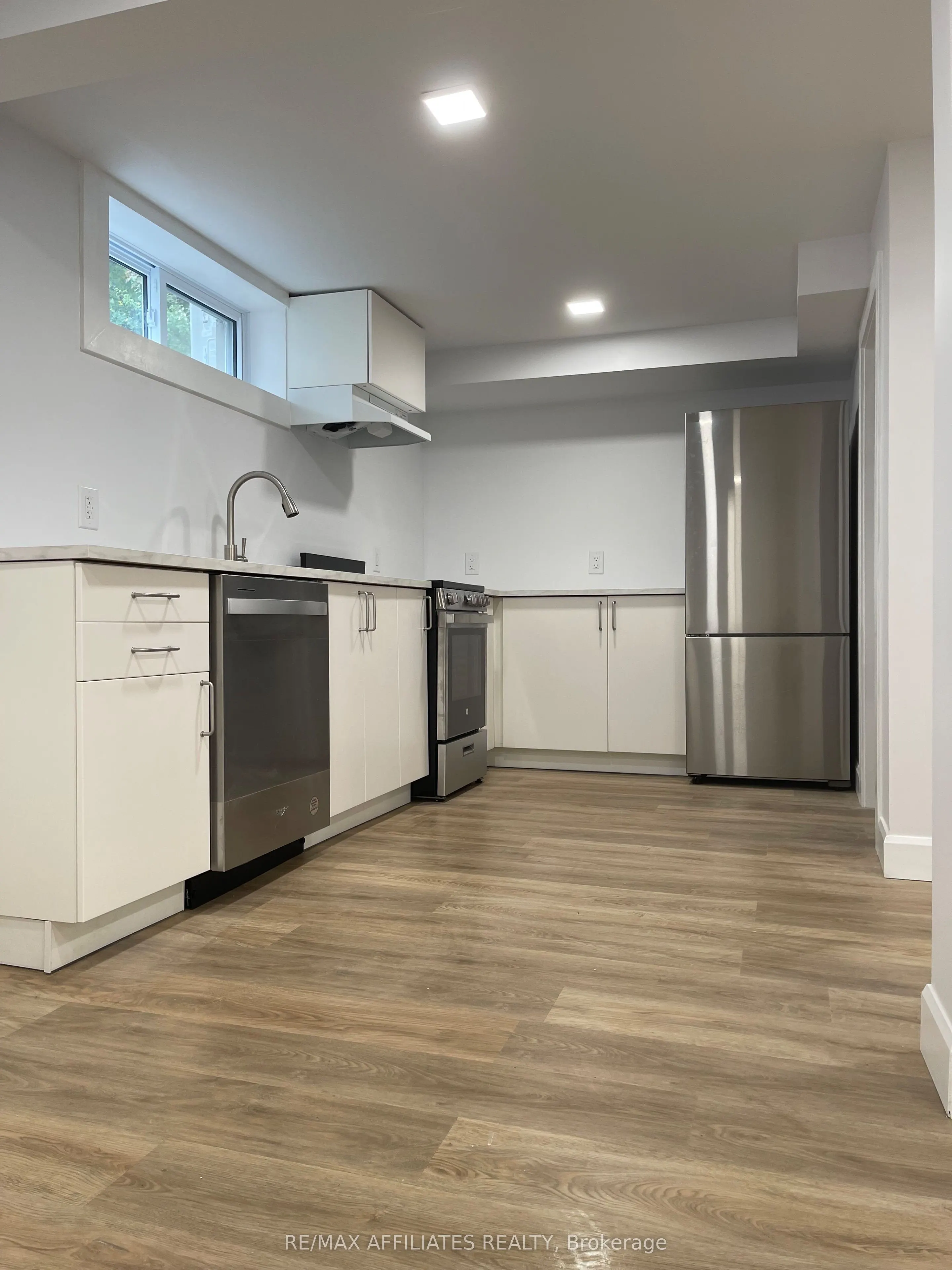 2145 Westbourne Avenue, #B