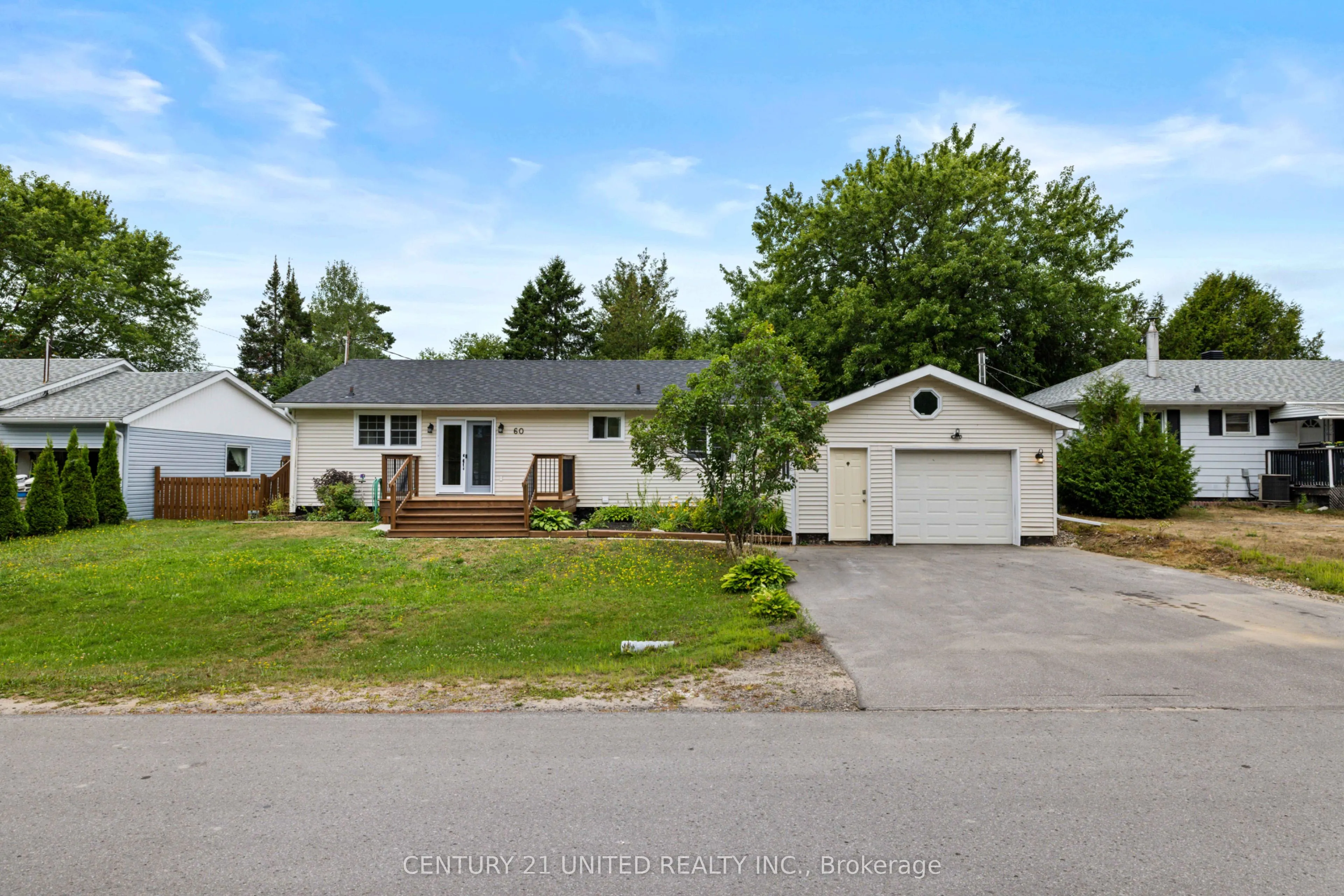 60 Hemlock Street