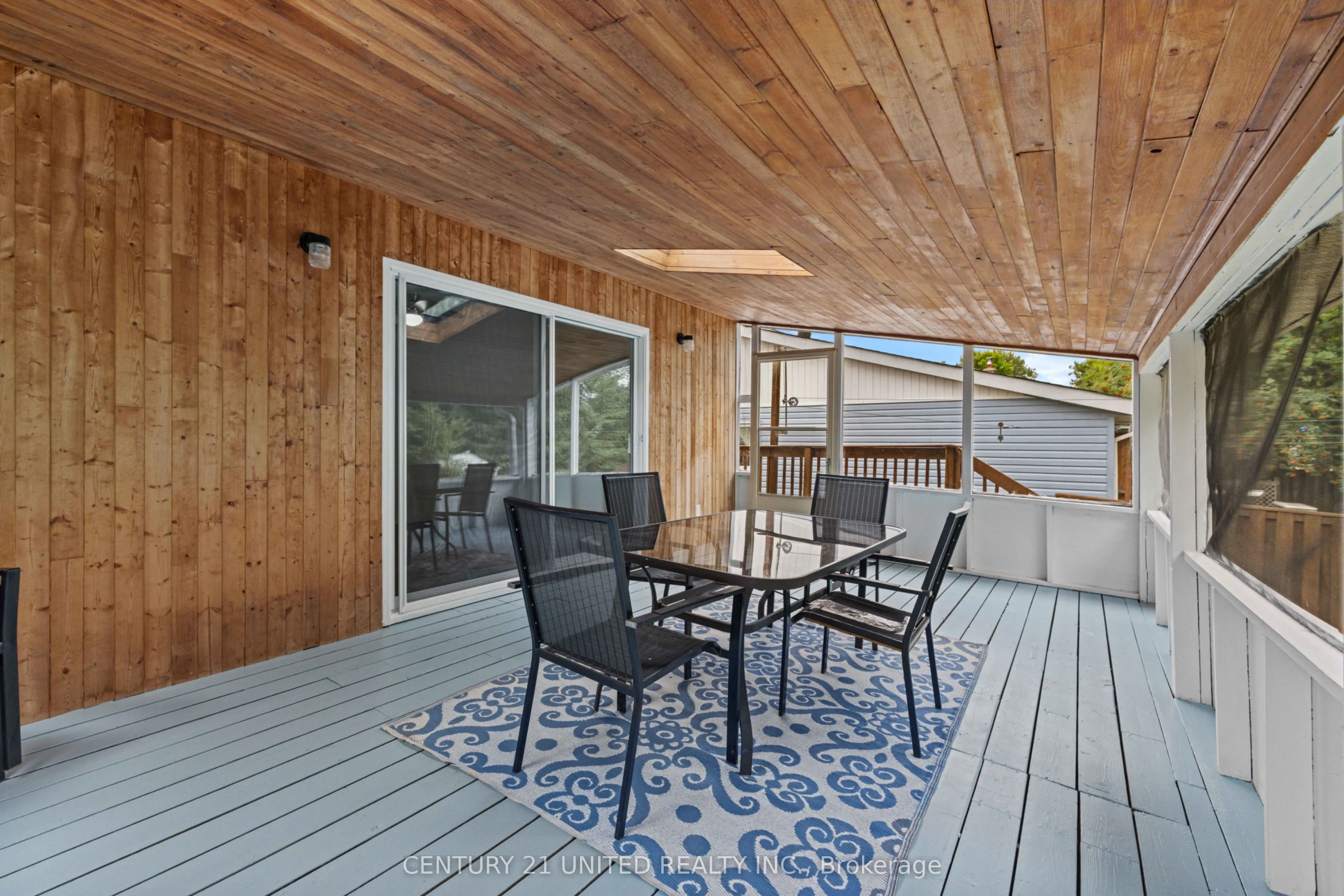 60 Hemlock Street