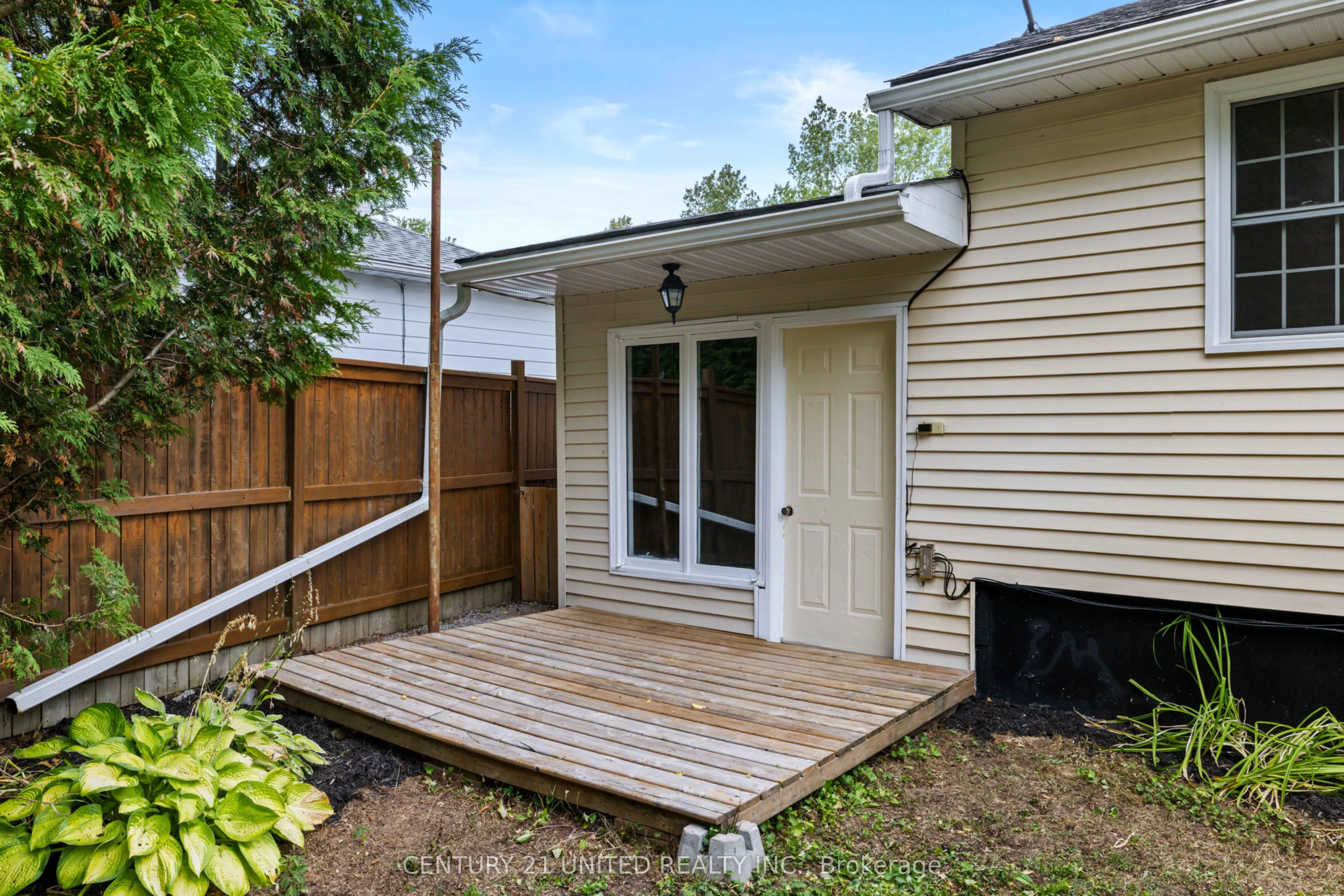 60 Hemlock Street