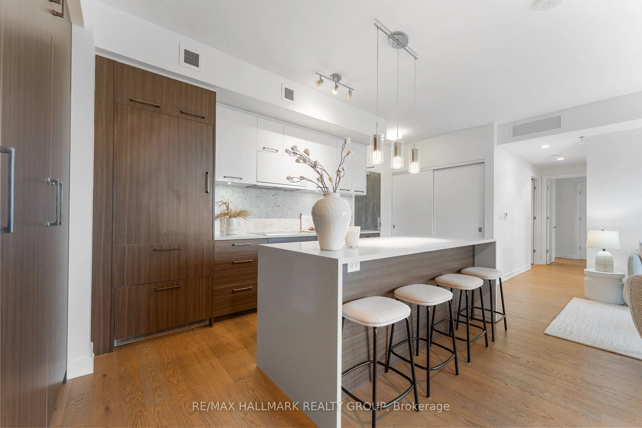 428 Sparks Street, #1007