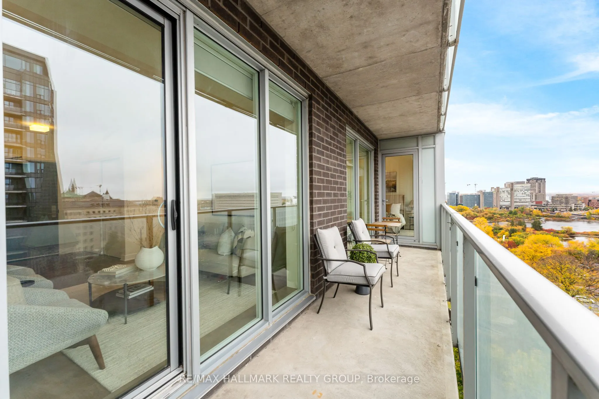 428 Sparks Street, #1007