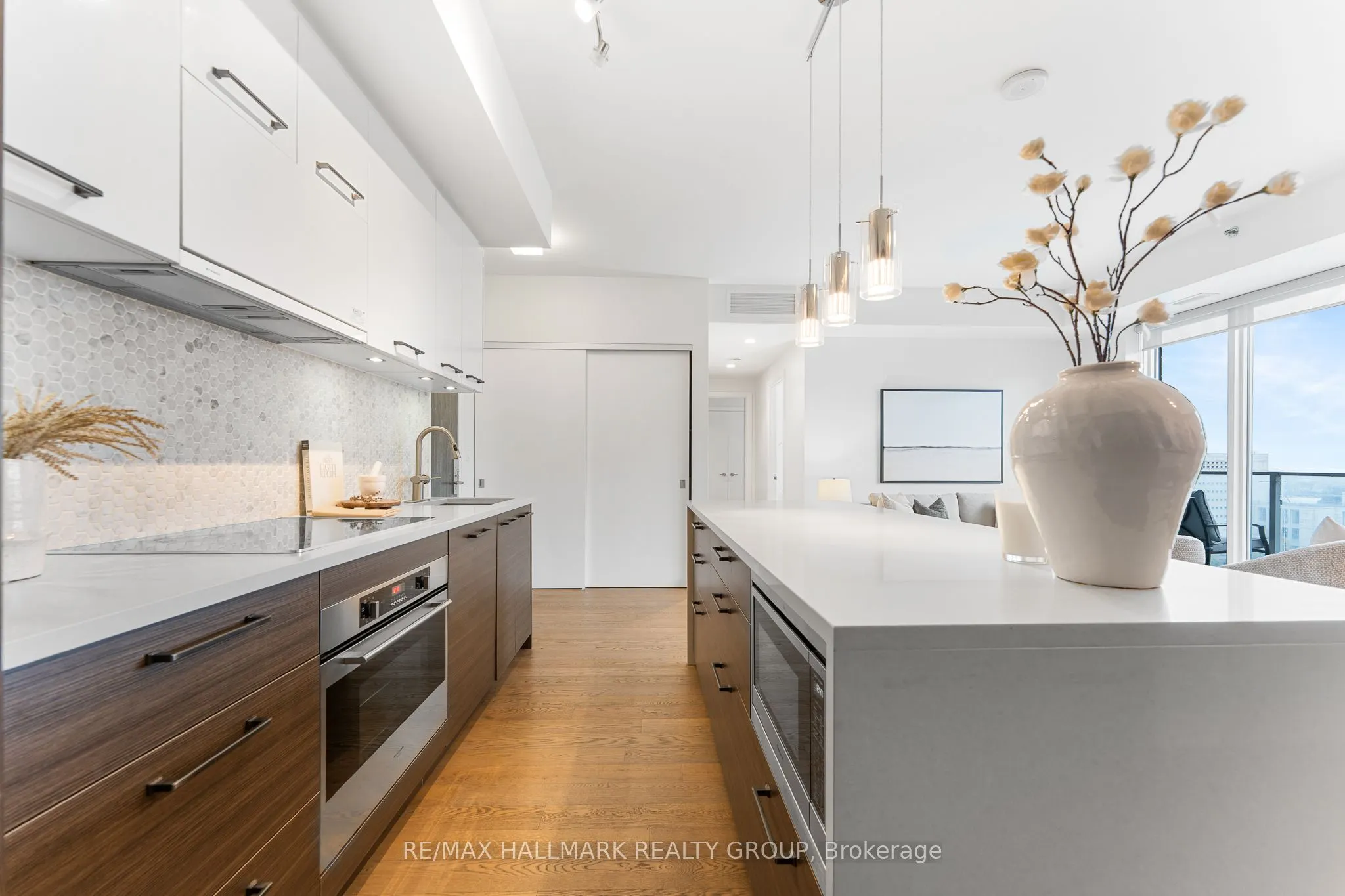 428 Sparks Street, #1007