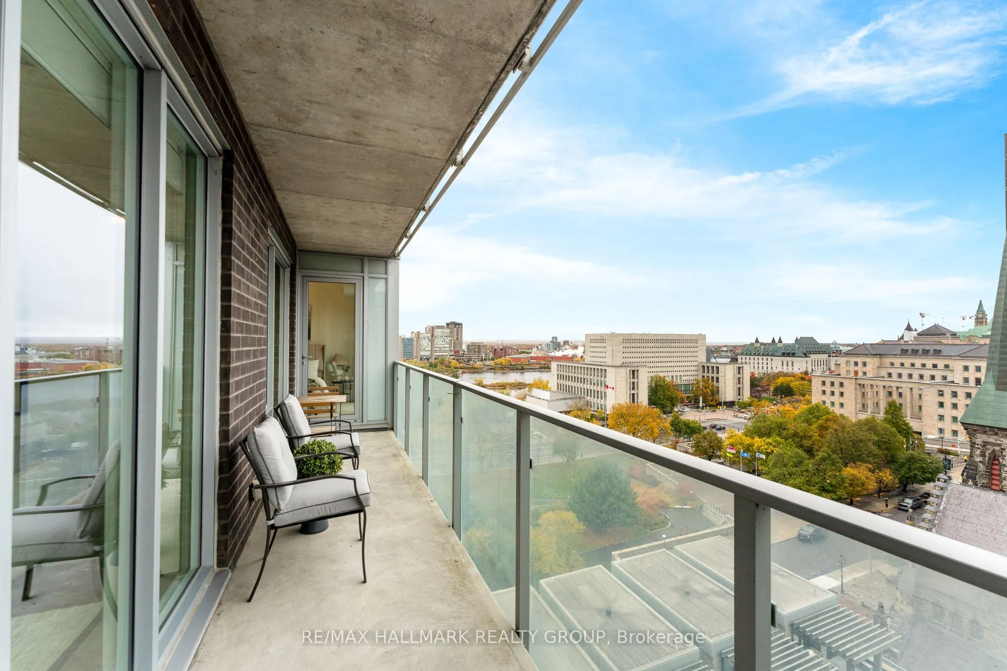 428 Sparks Street, #1007