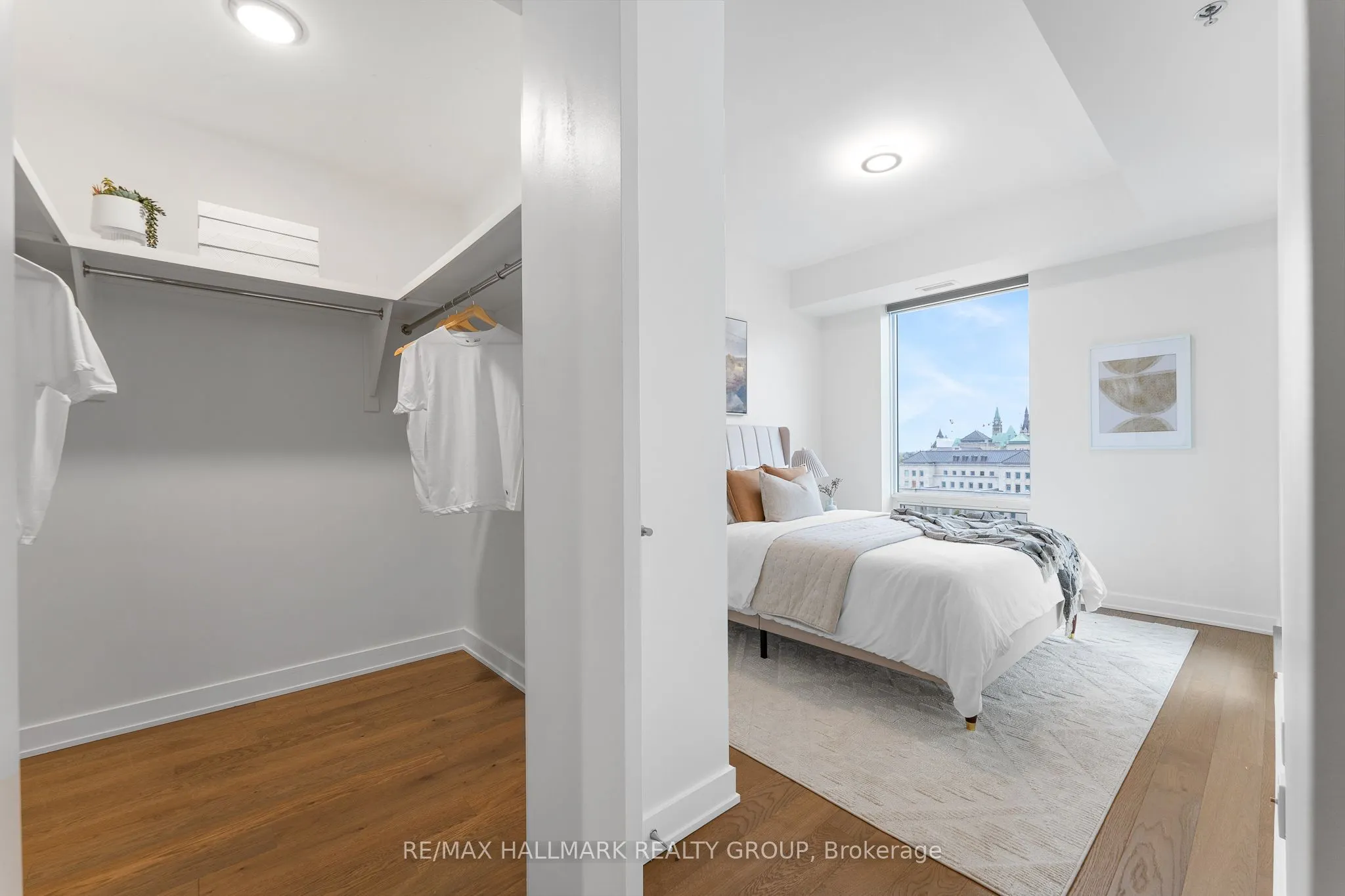 428 Sparks Street, #1007