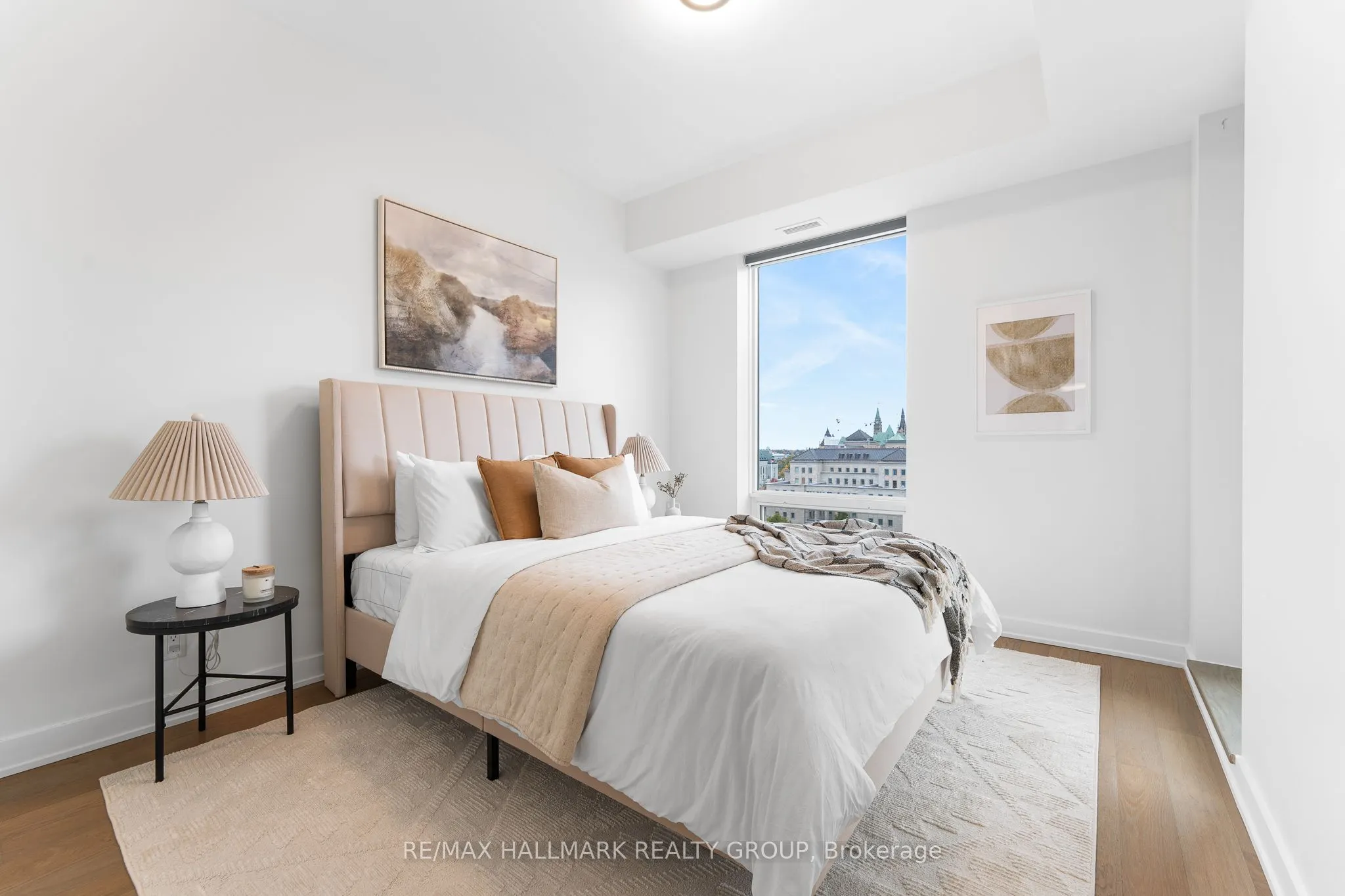 428 Sparks Street, #1007