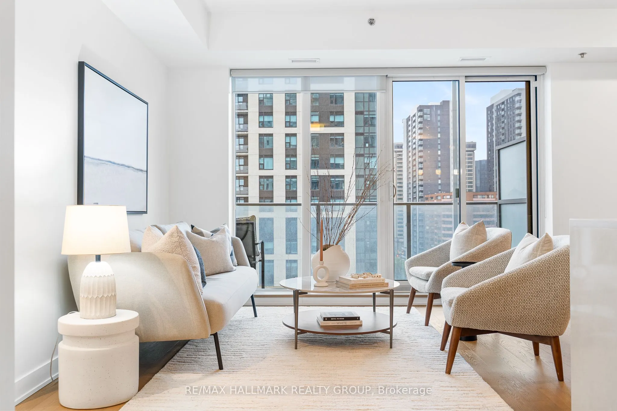 428 Sparks Street, #1007