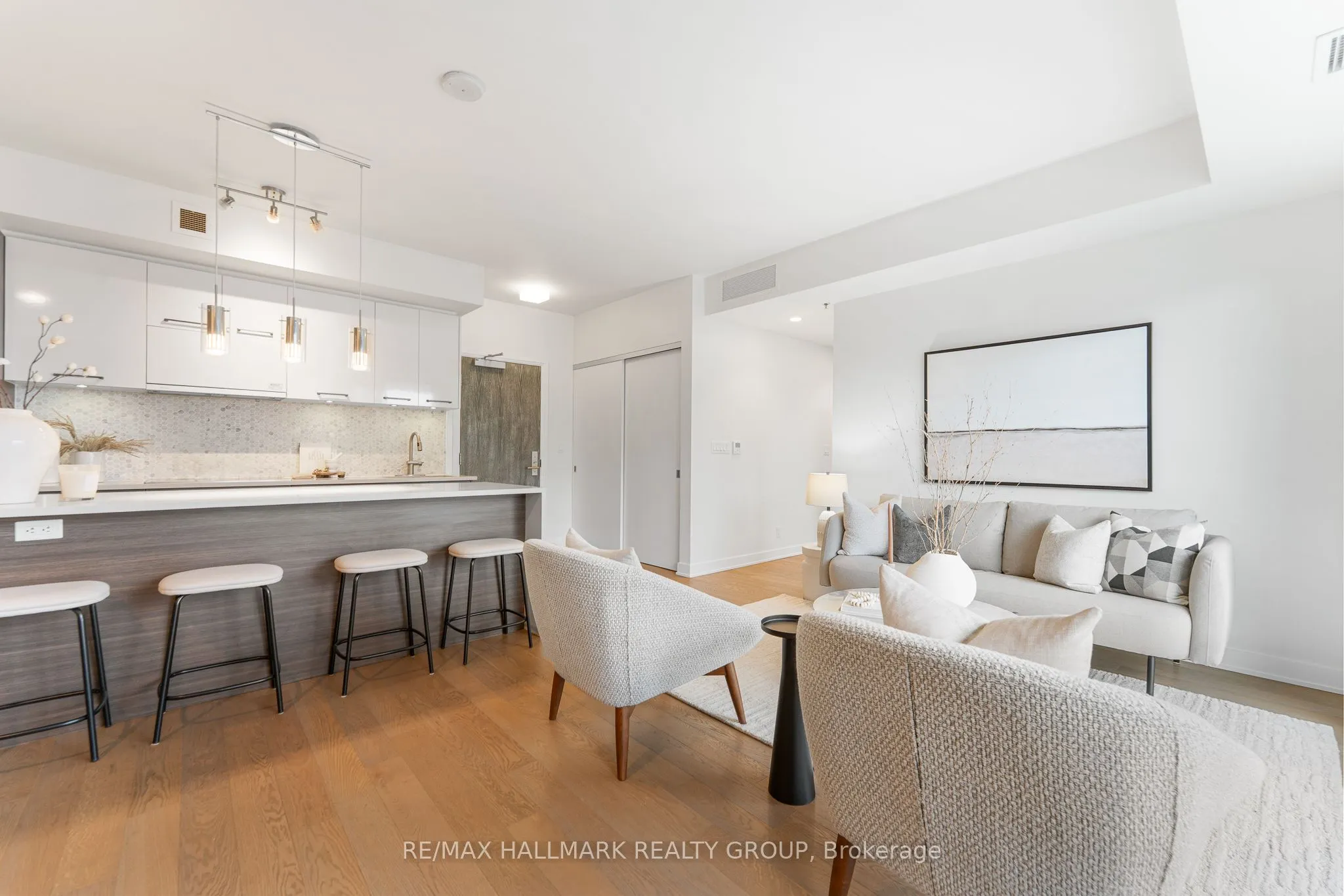 428 Sparks Street, #1007