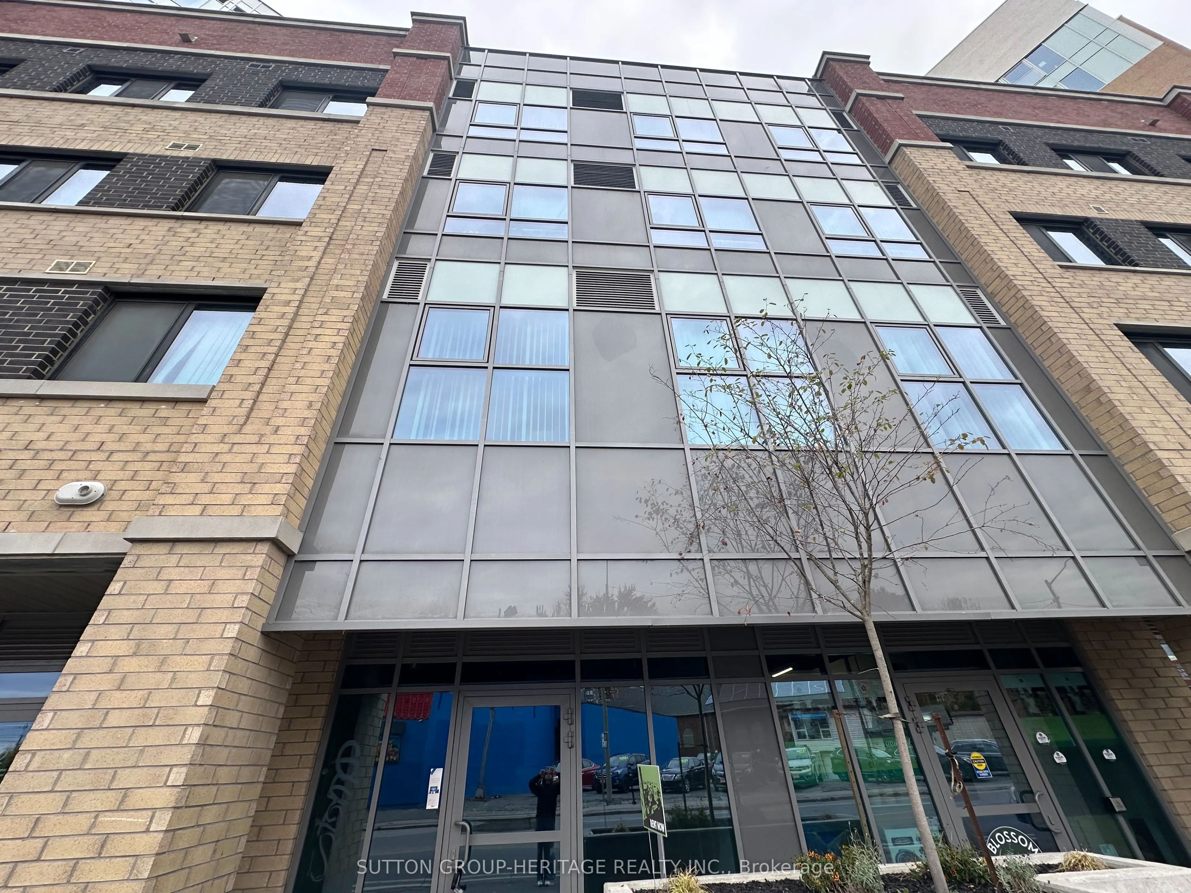 652 Princess Street, #114