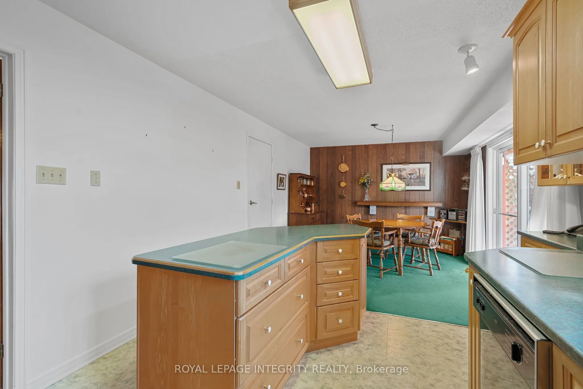 12 Wynford Avenue
