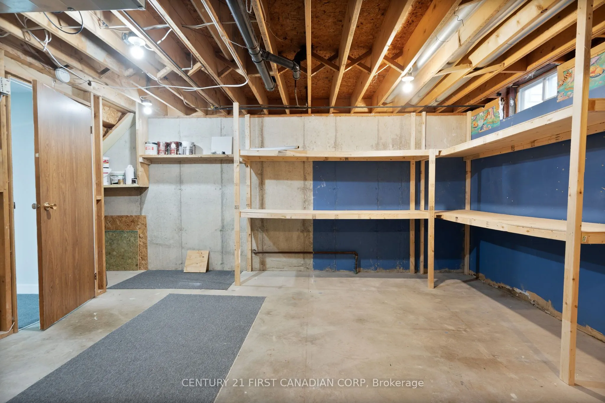 320 Westminster Avenue, #21