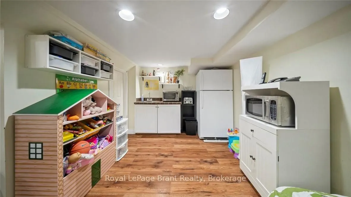 27 Gillin Road