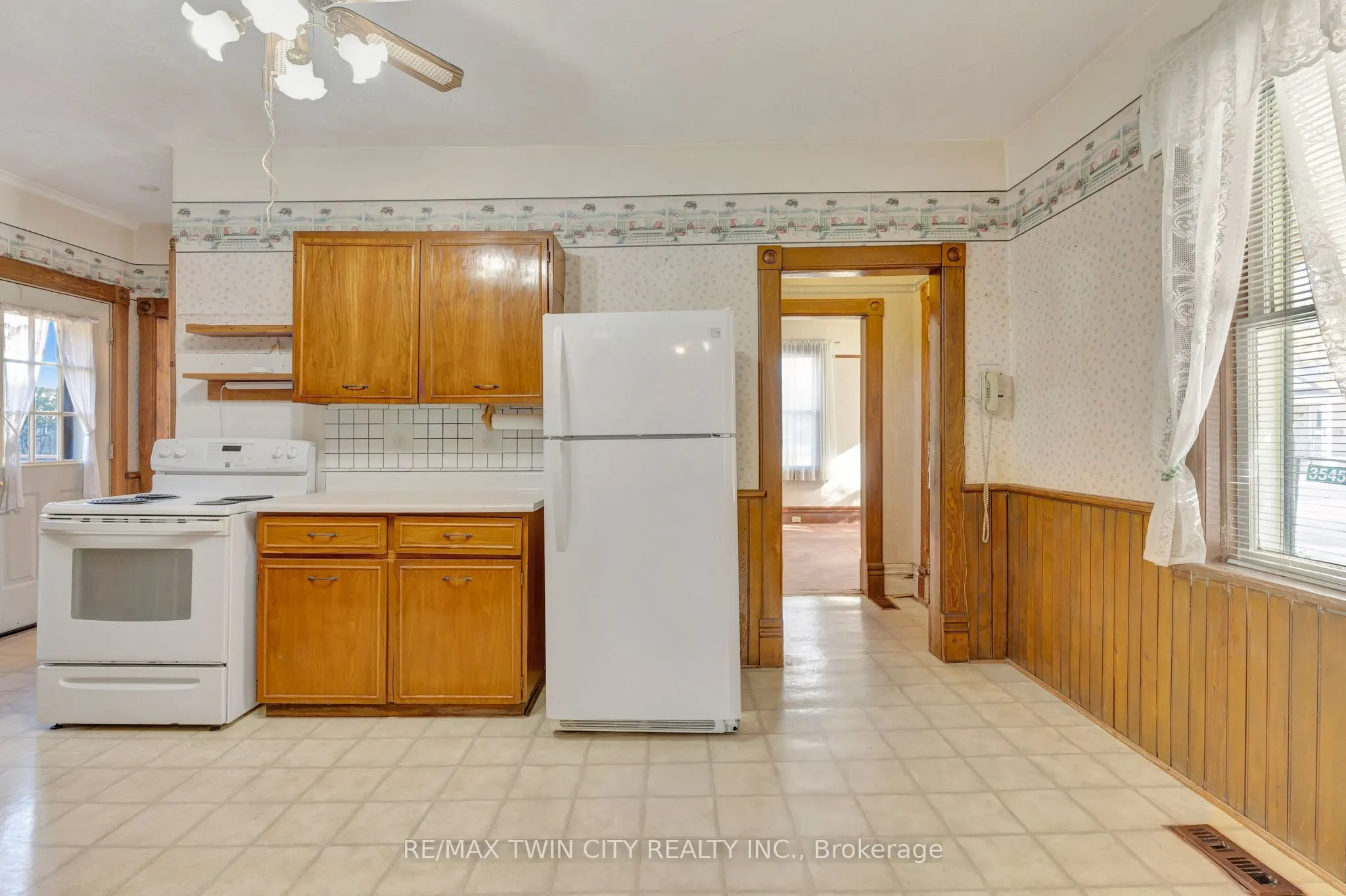 3454 Lobsinger Lane