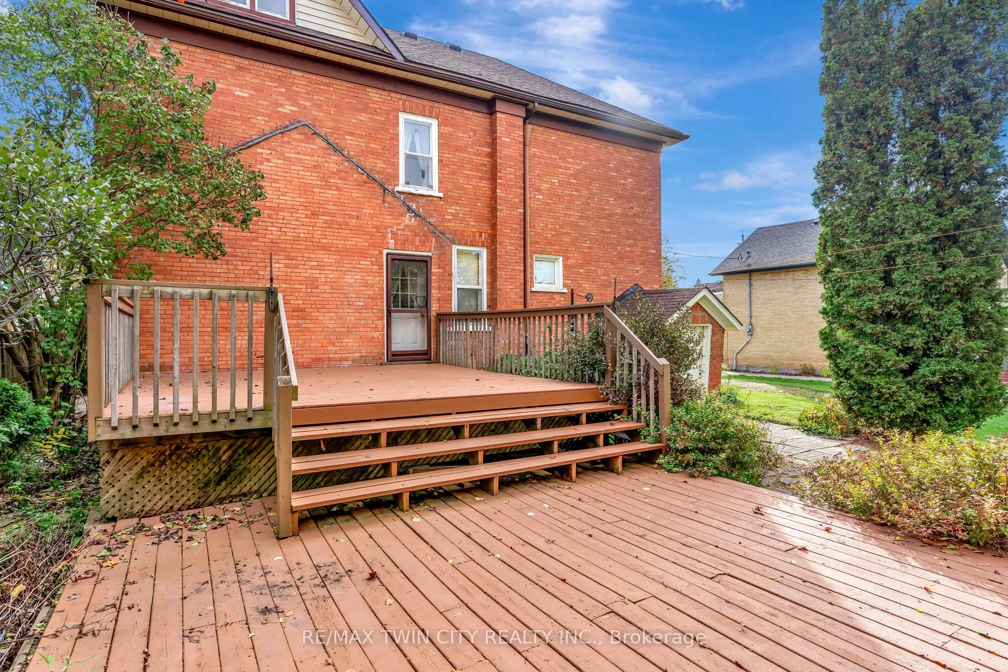 3454 Lobsinger Lane