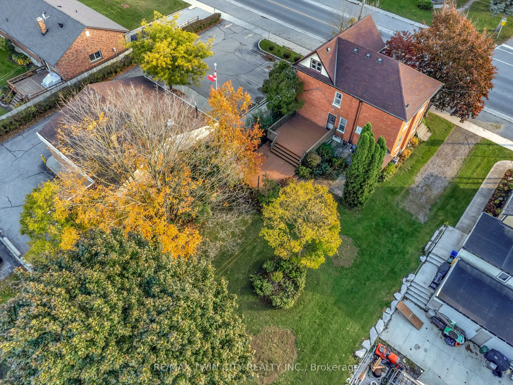 3454 Lobsinger Lane