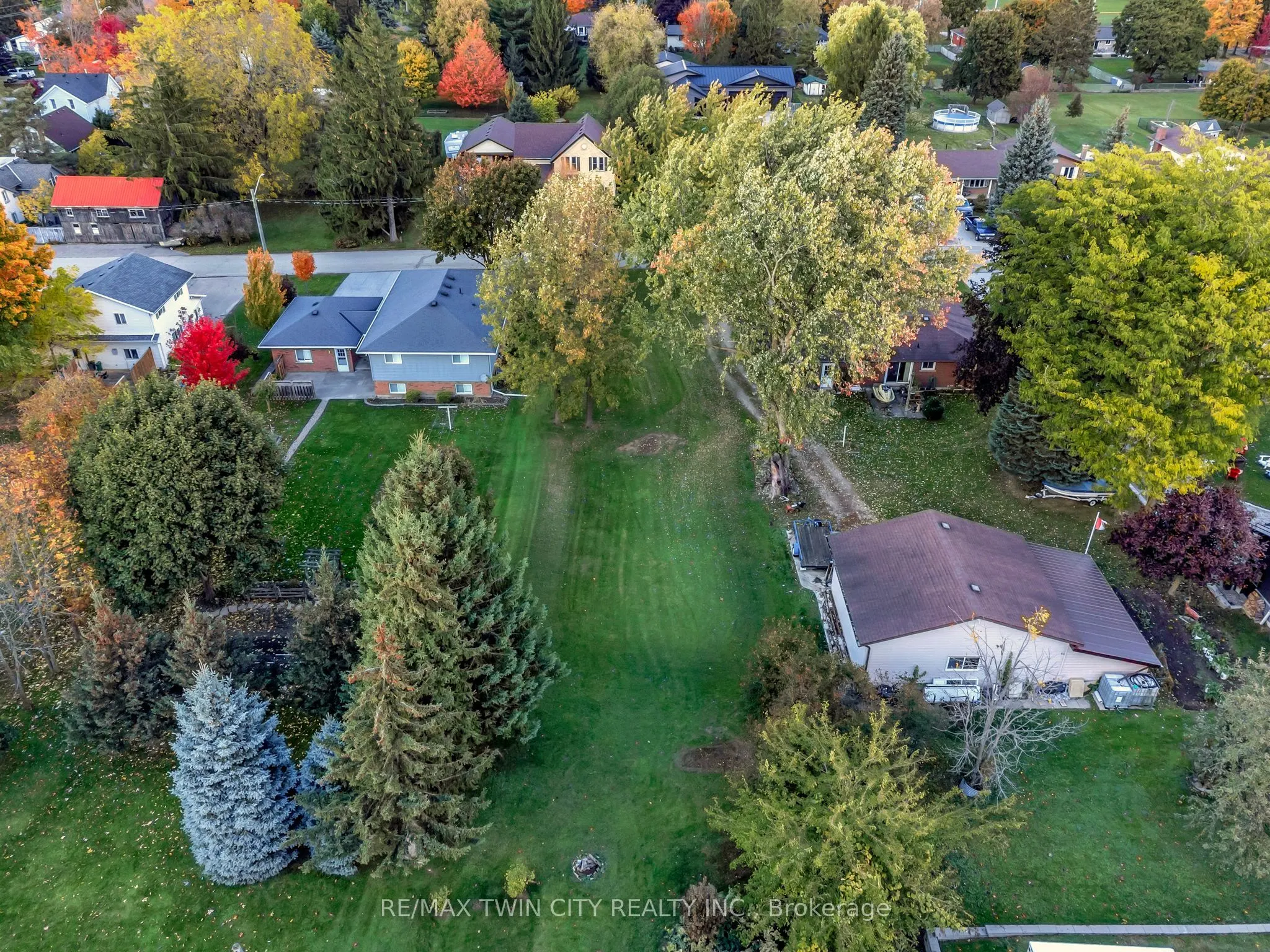 3454 Lobsinger Lane