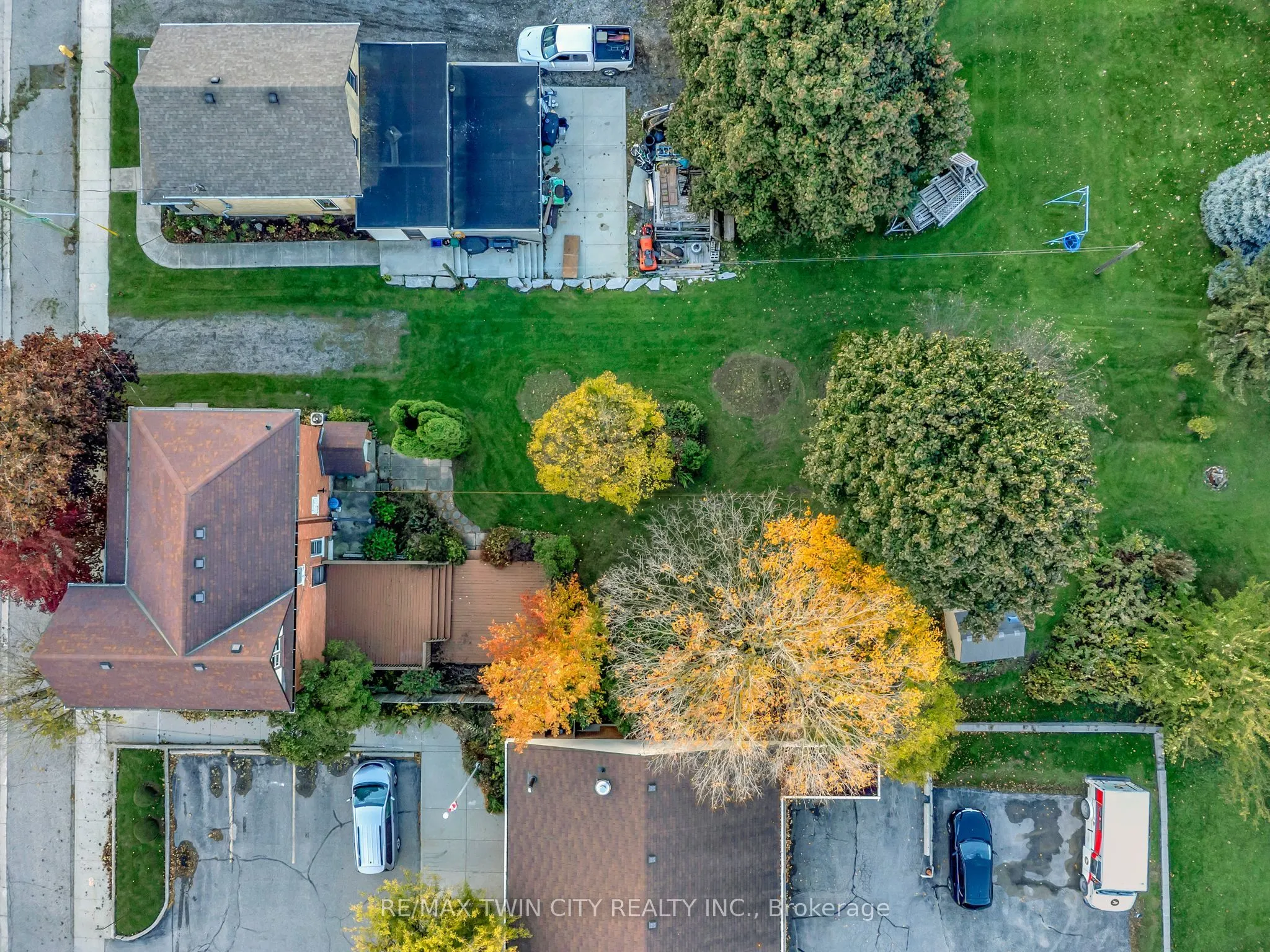 3454 Lobsinger Lane