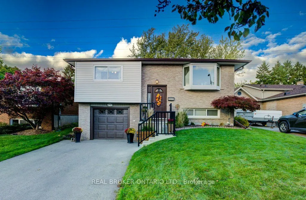 34 Willow Green Court