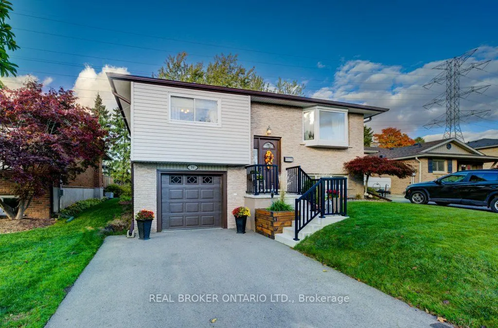 34 Willow Green Court