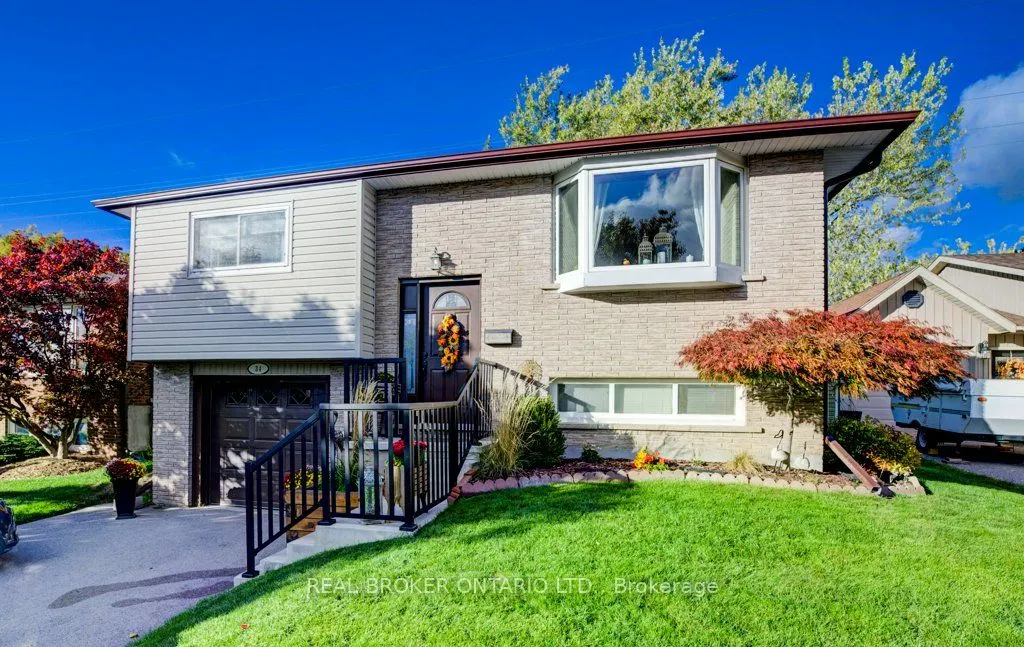 34 Willow Green Court