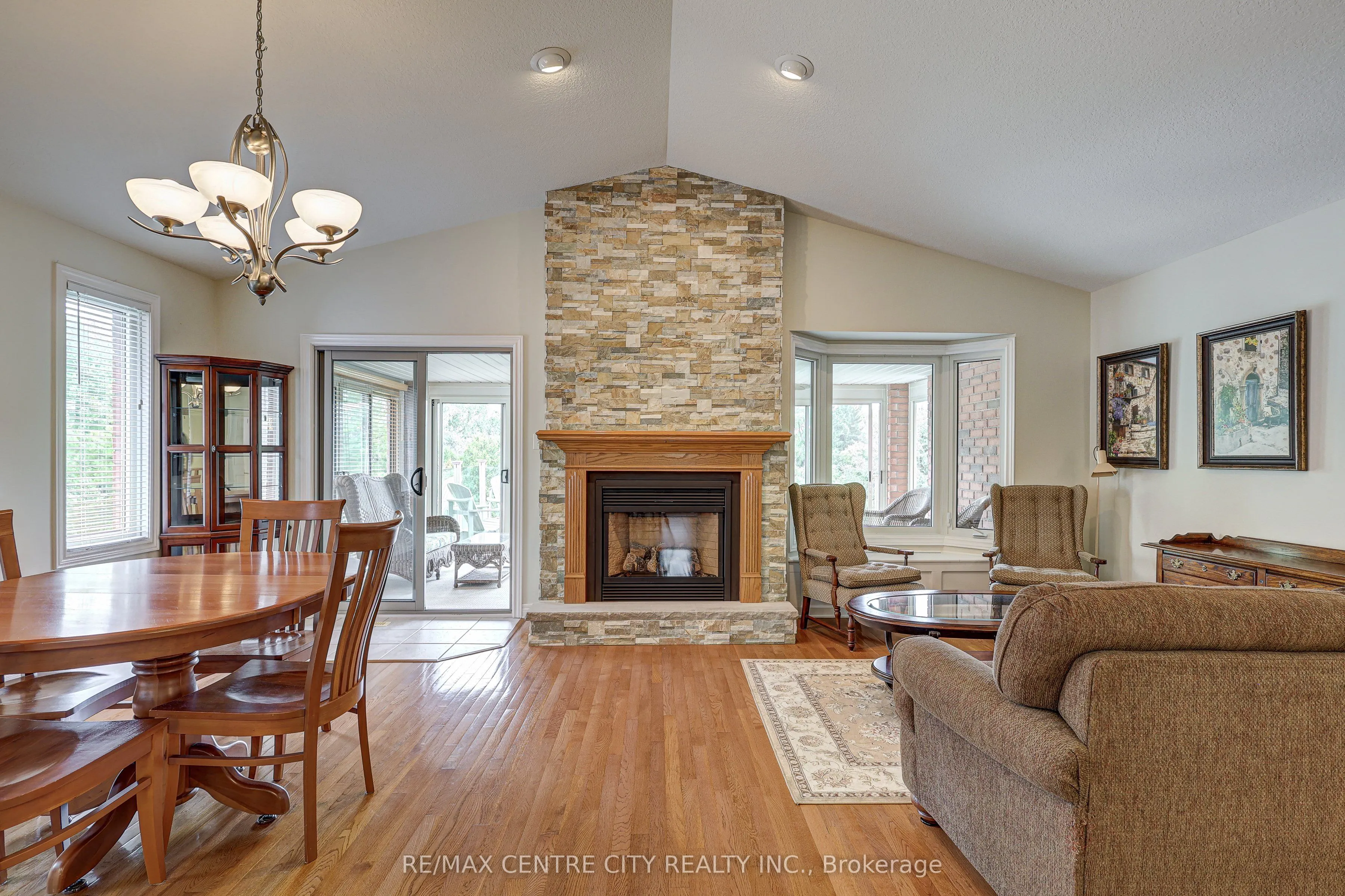 29 Hickory Lane