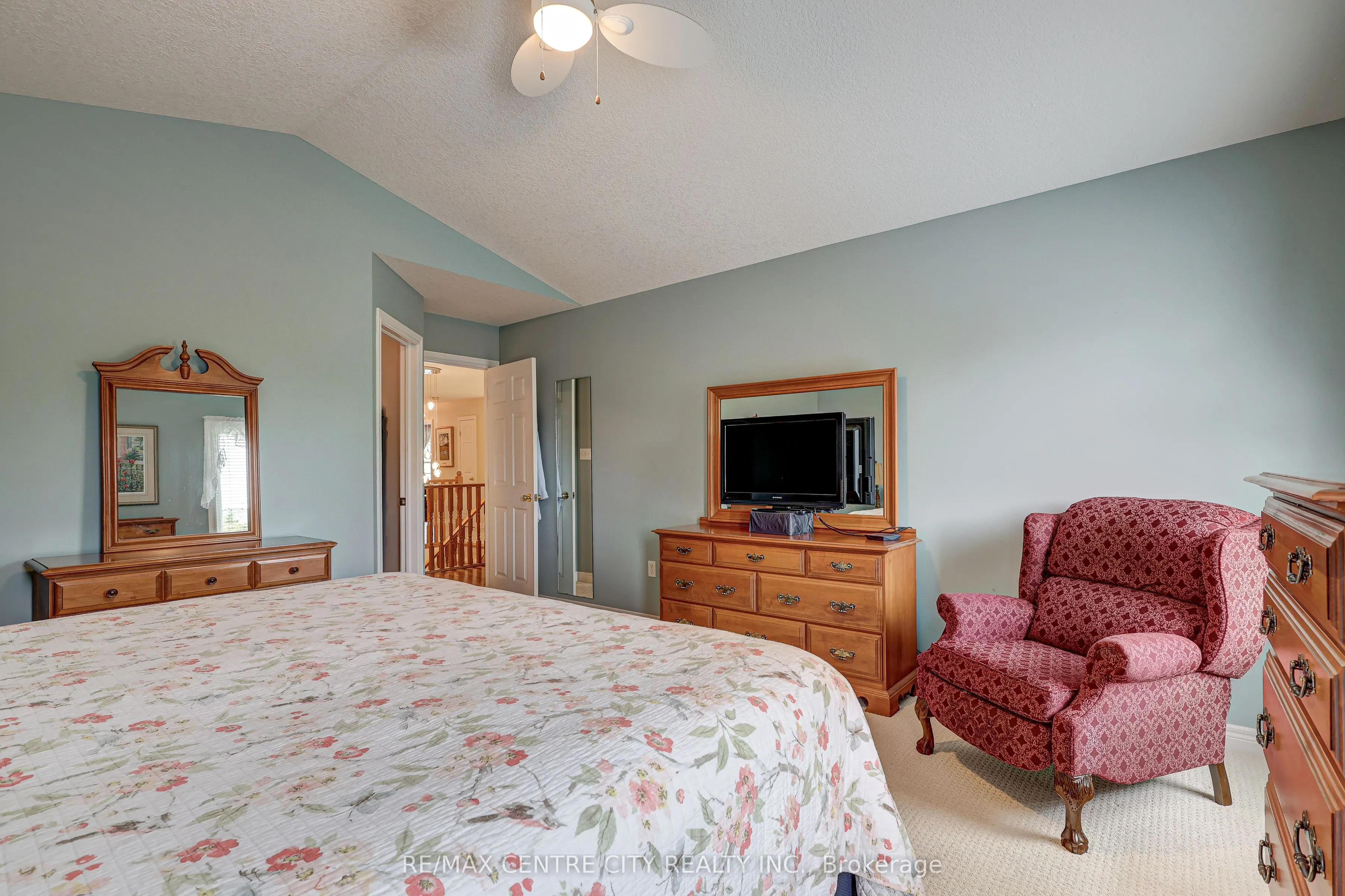 29 Hickory Lane