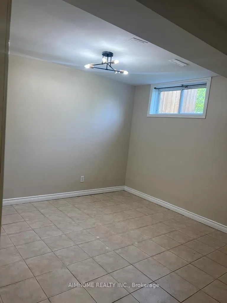 279 Vansickle Road, #Basement