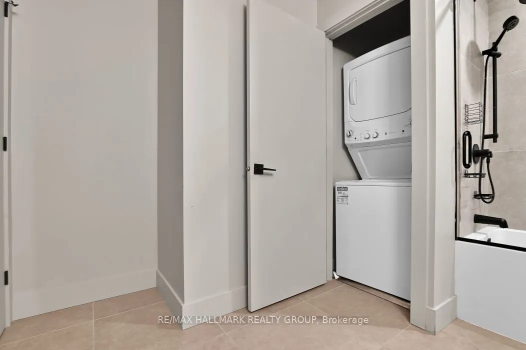 260 Armstrong Street, #201
