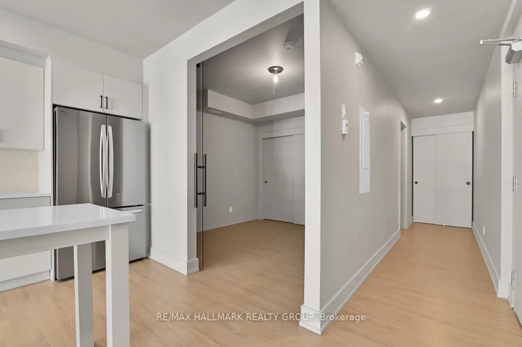 260 Armstrong Street, #201