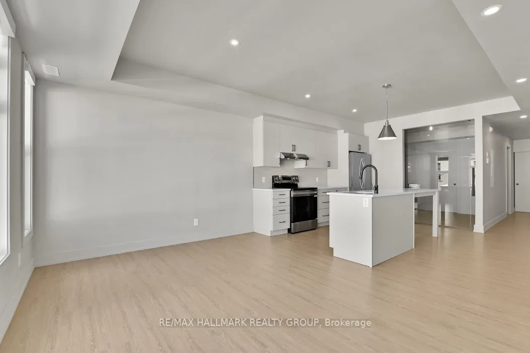 260 Armstrong Street, #201