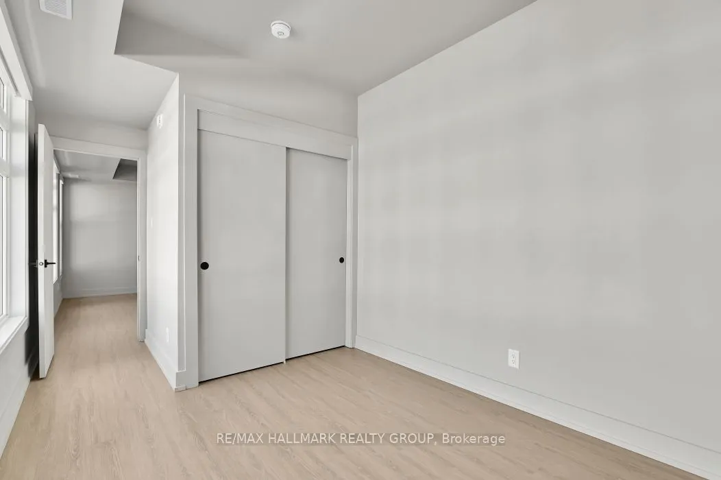 260 Armstrong Street, #201