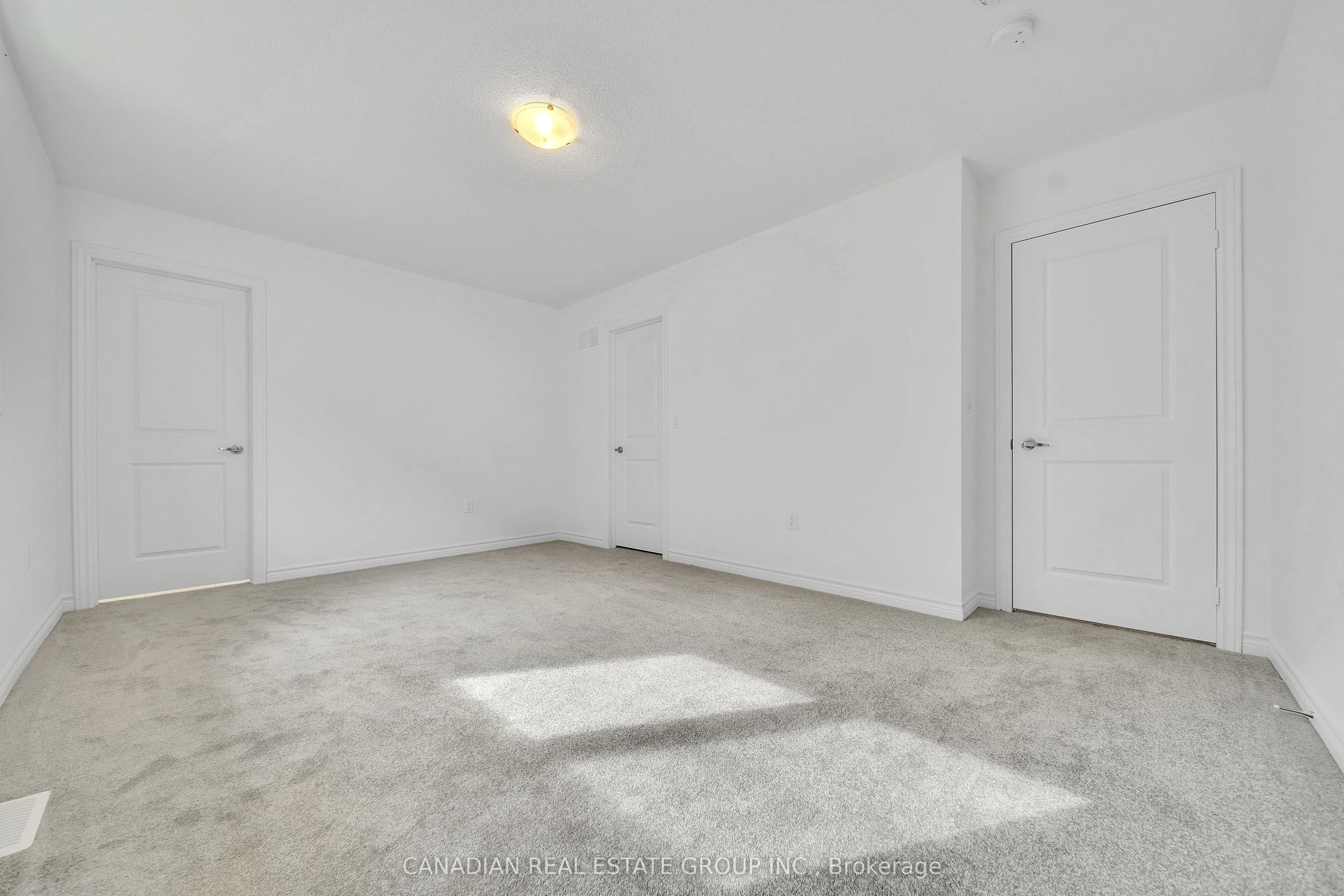 436 Vandusen Avenue