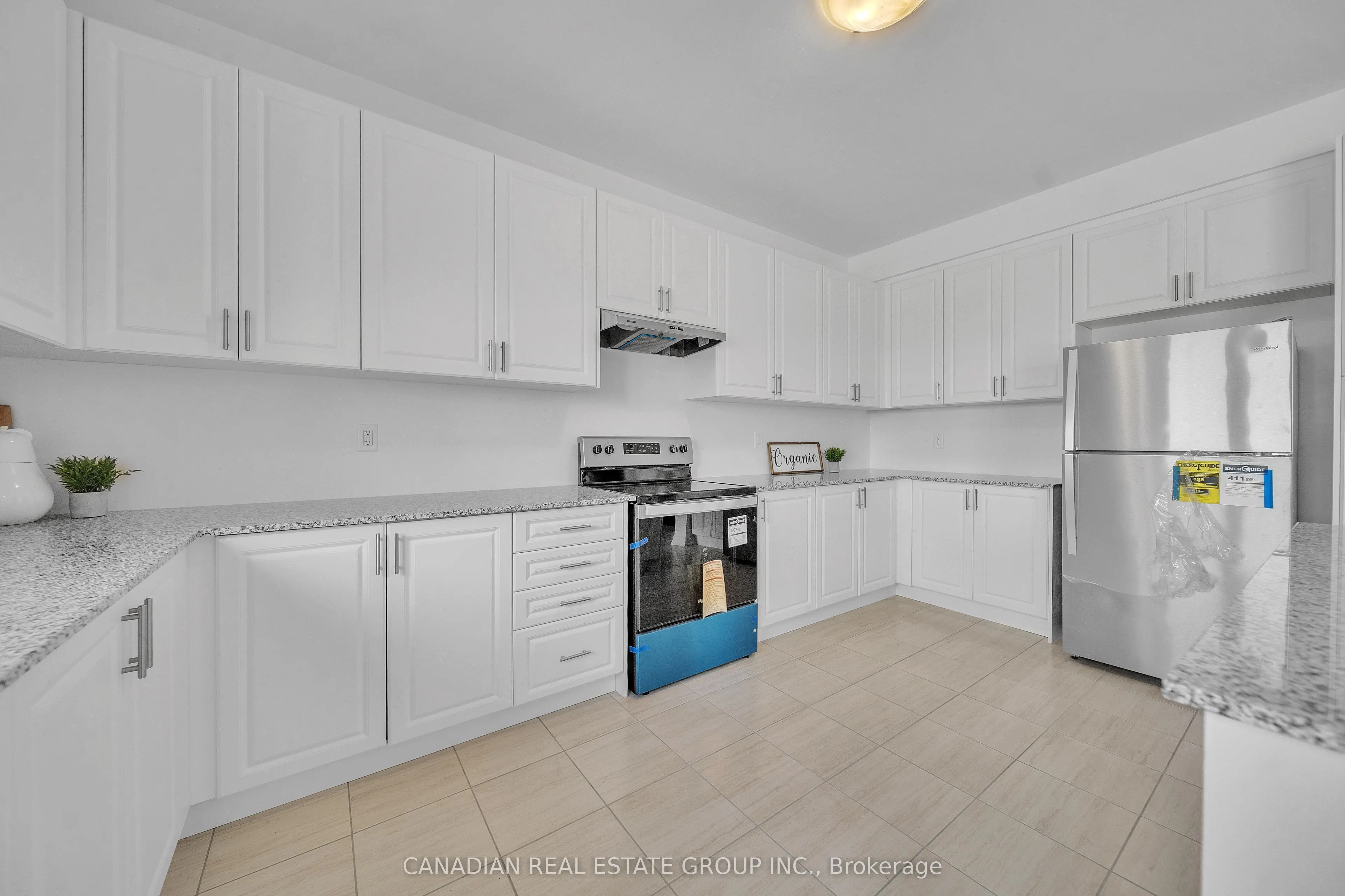 436 Vandusen Avenue