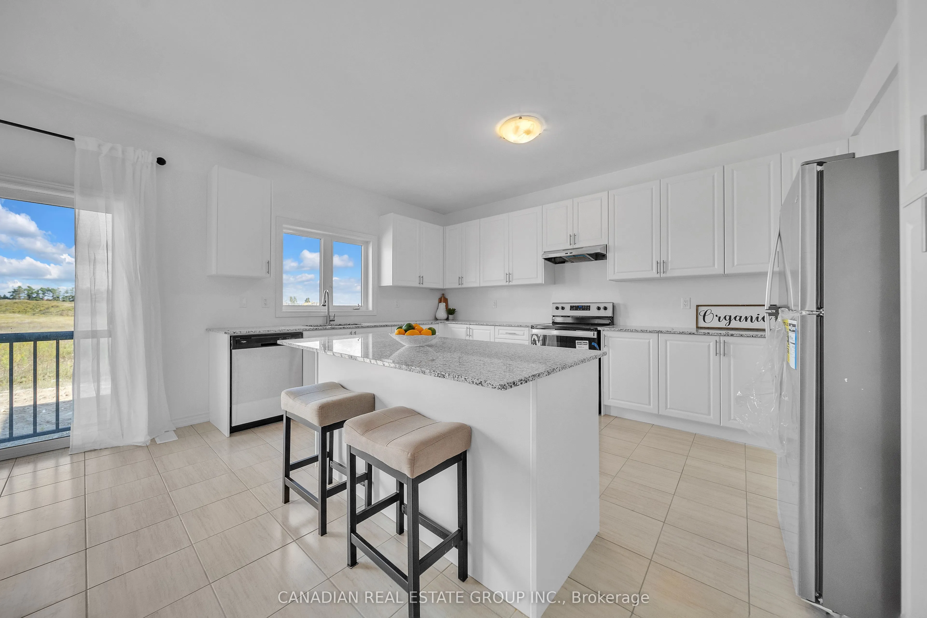 436 Vandusen Avenue