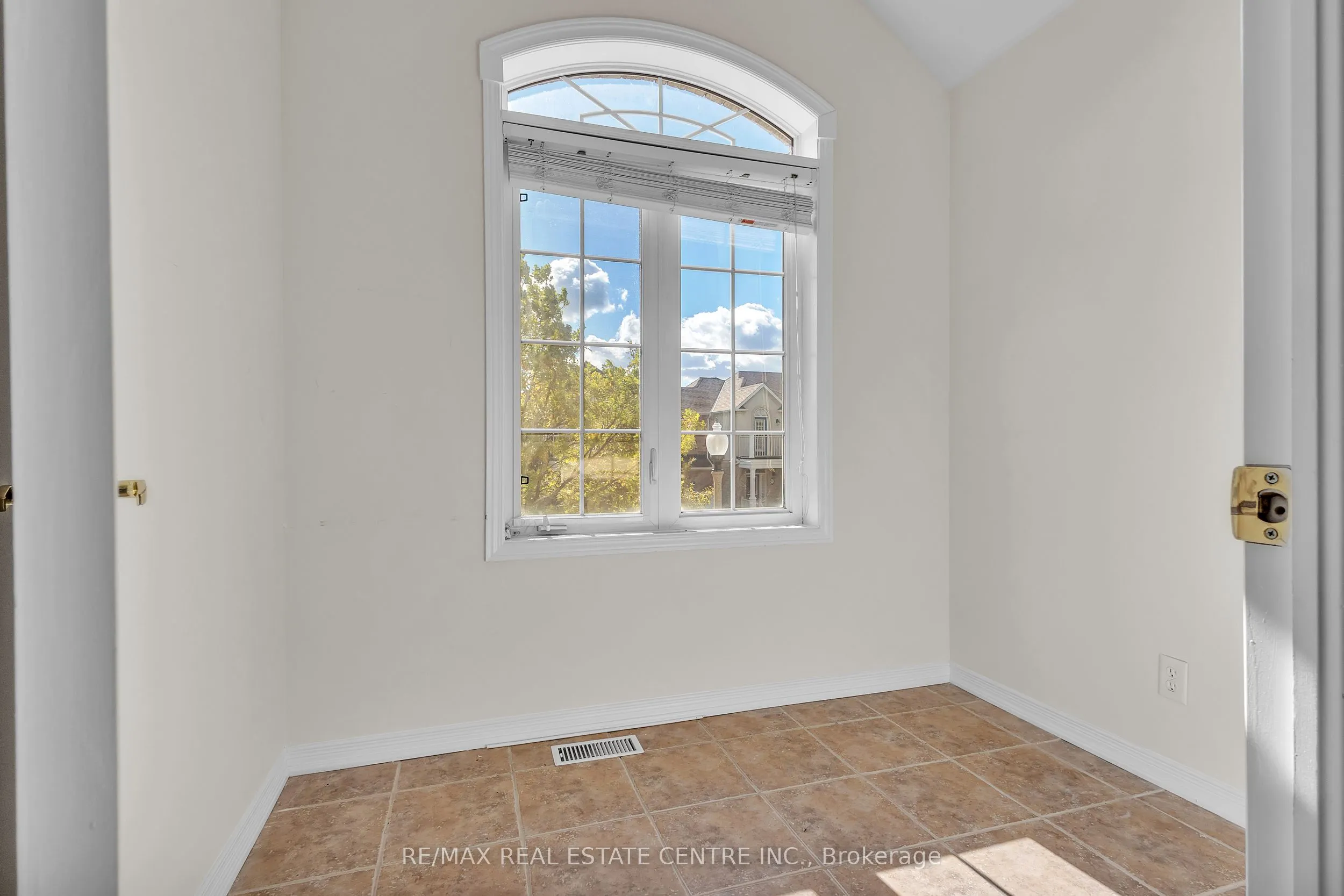 86 Glendarling Crescent