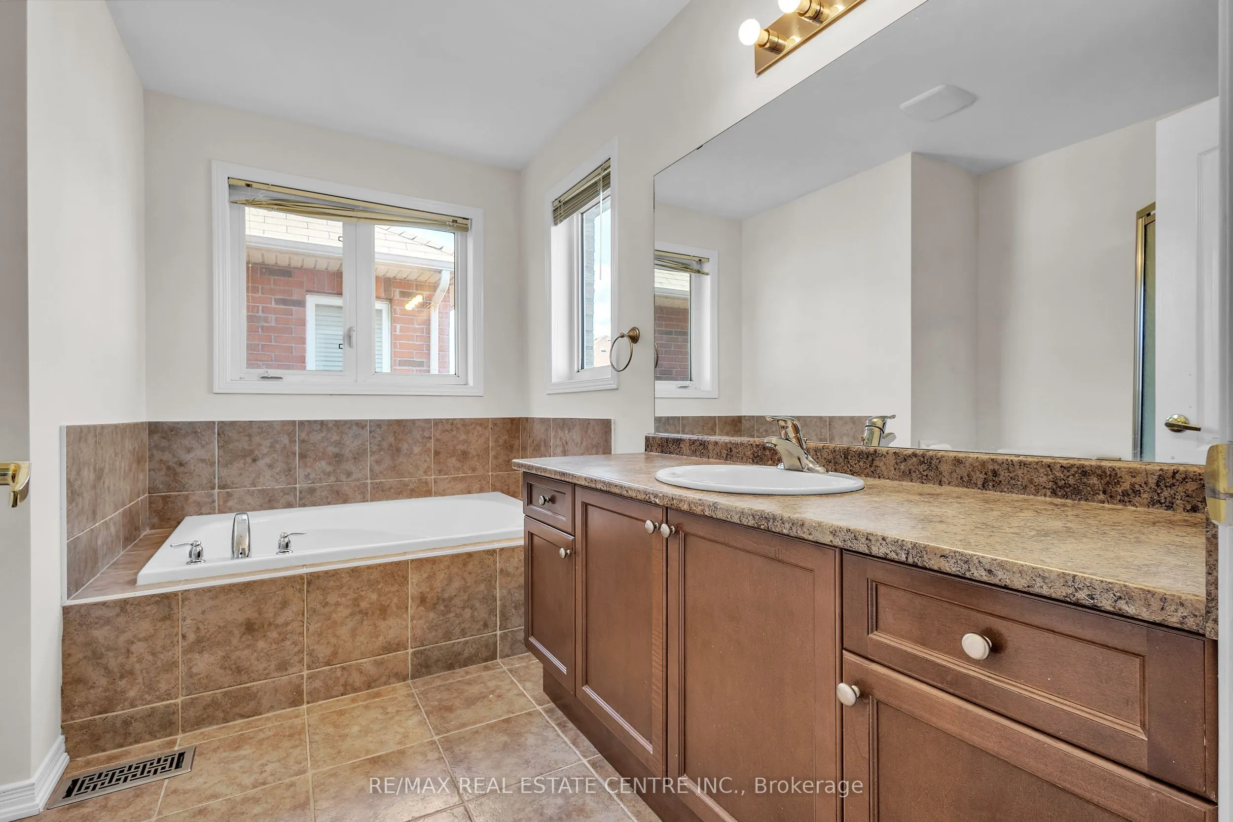 86 Glendarling Crescent