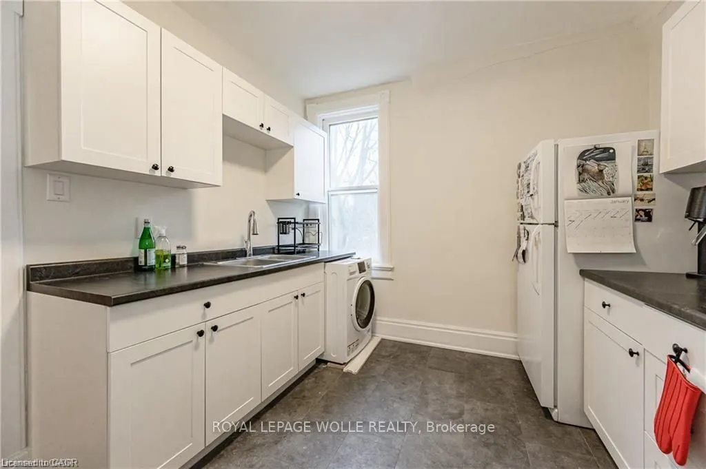 17 Hilda Place