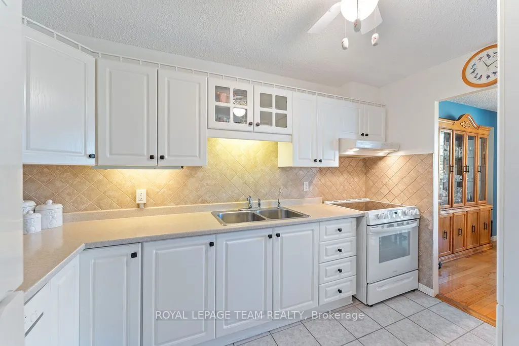 665 Bathgate Drive, #302