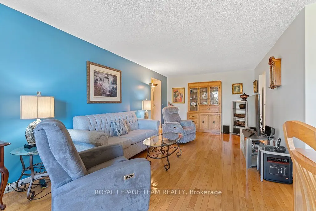 665 Bathgate Drive, #302