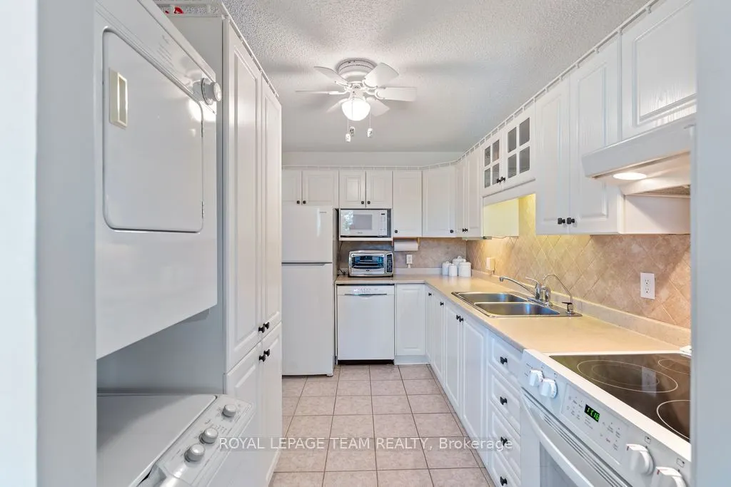 665 Bathgate Drive, #302