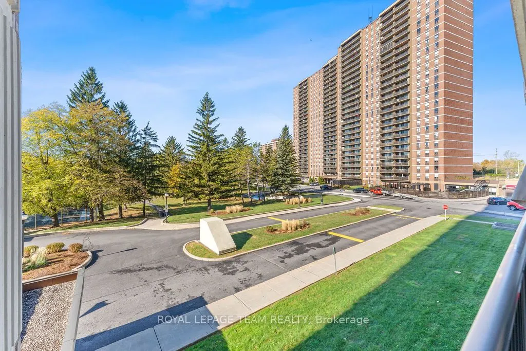 665 Bathgate Drive, #302