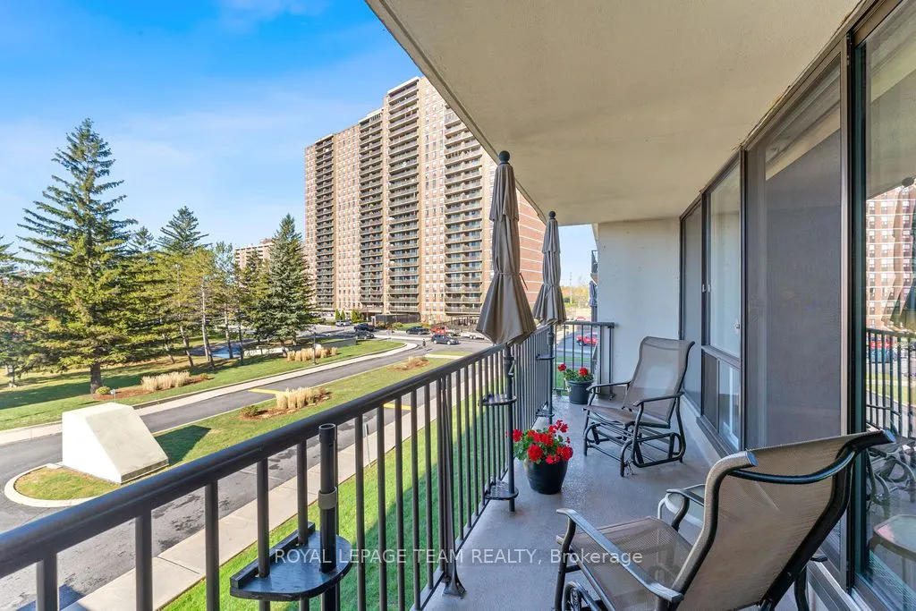 665 Bathgate Drive, #302