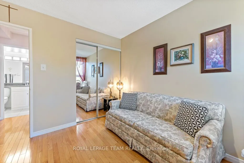 665 Bathgate Drive, #302