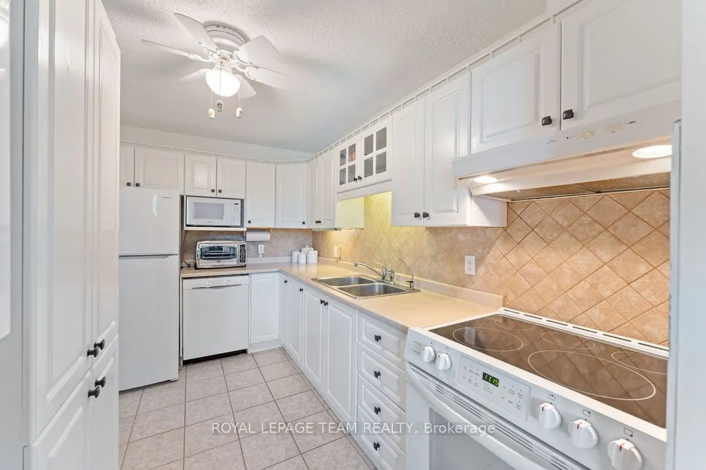 665 Bathgate Drive, #302