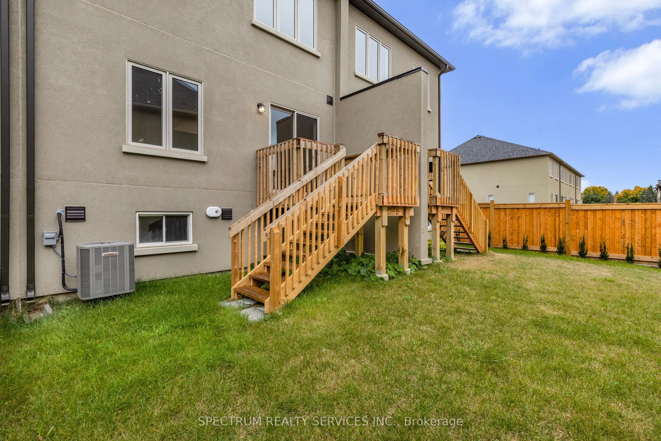 305 Garner Road W, #66