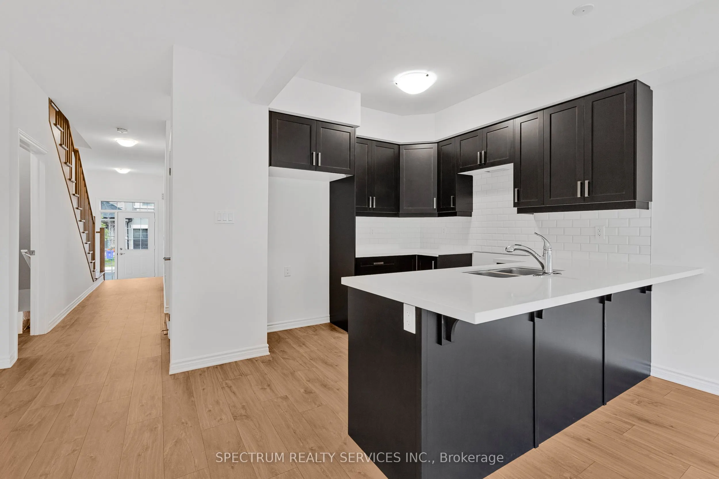 305 Garner Road W, #66